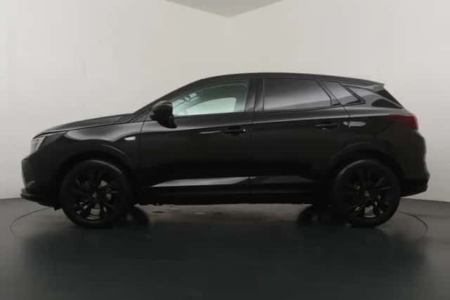 Opel Grandland (2023) thumbnail 3