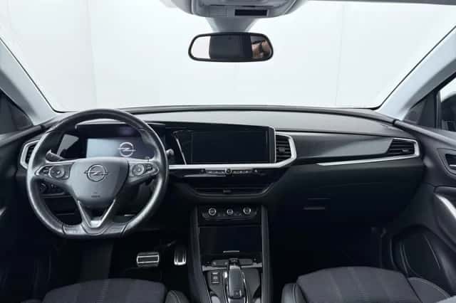 Opel Grandland (2023) thumbnail 4