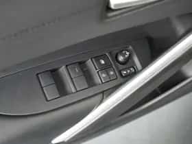 Toyota Corolla (2025) thumbnail 23