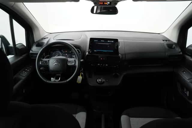 Citroën Berlingo (2023) thumbnail 4