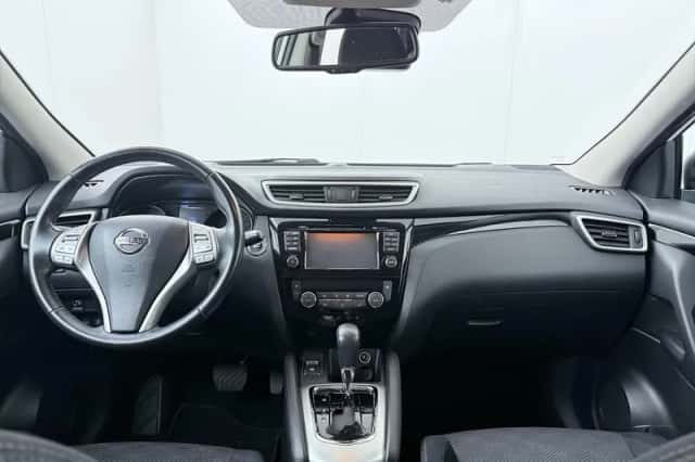 Nissan Qashqai (2016) thumbnail 4