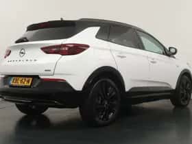 Opel Grandland (2024) thumbnail 2