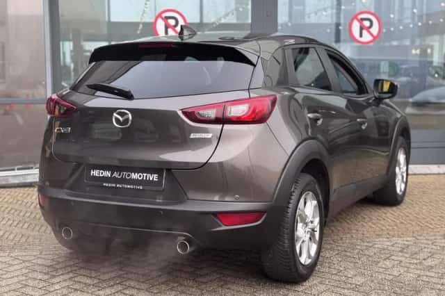 Mazda CX-3 (2017) thumbnail 2