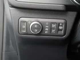 Ford Kuga (2022) thumbnail 23