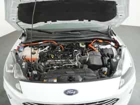 Ford Kuga (2022) thumbnail 28