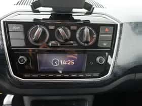 Volkswagen Up! (2019) thumbnail 33