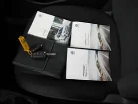 Volkswagen Up! (2019) thumbnail 8