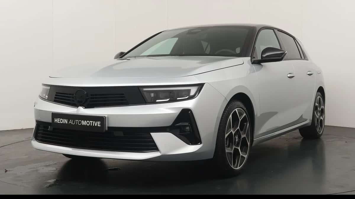 Opel Astra (2025) — foto 1