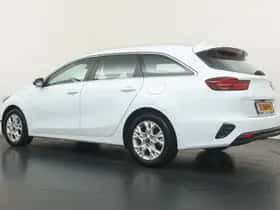 Kia Ceed Sportswagon (2024) thumbnail 3