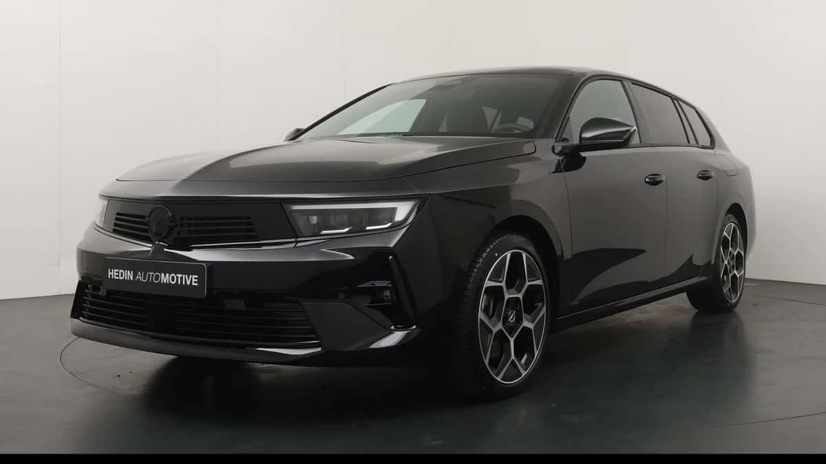 Opel Astra (2025) — foto 1