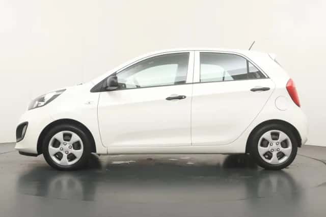 Kia Picanto (2014) thumbnail 3