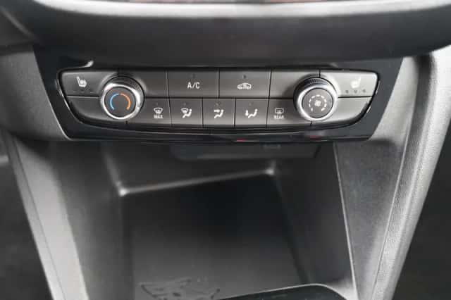 Opel Corsa (2023) thumbnail 6