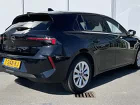 Opel Astra (2023) thumbnail 3
