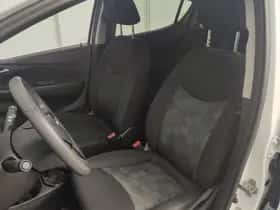 Opel Karl (2018) thumbnail 7