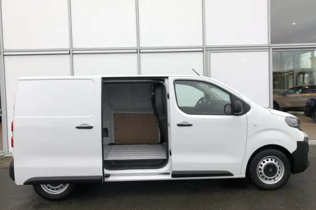 Opel Vivaro-e (2025) thumbnail 5
