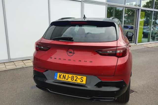 Opel Grandland (2024) thumbnail 5