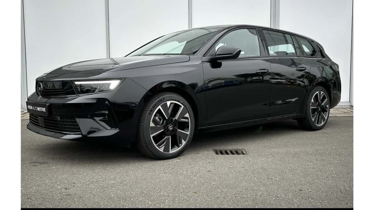 Opel Astra (2025) — foto 1
