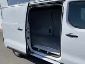 Opel Vivaro (2023) thumbnail 24