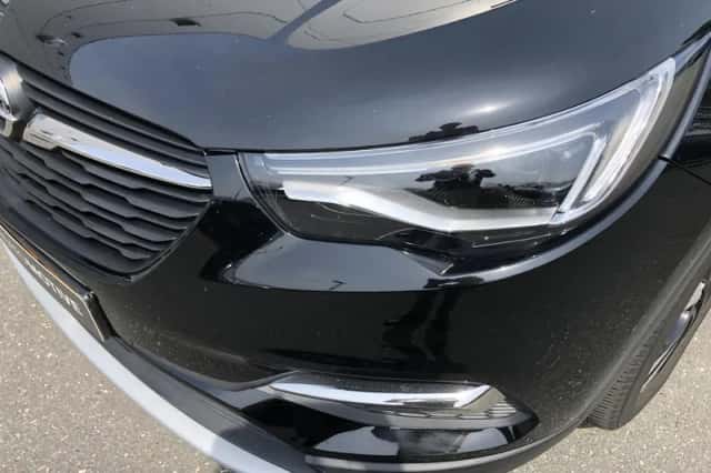 Opel Grandland X (2019) thumbnail 2