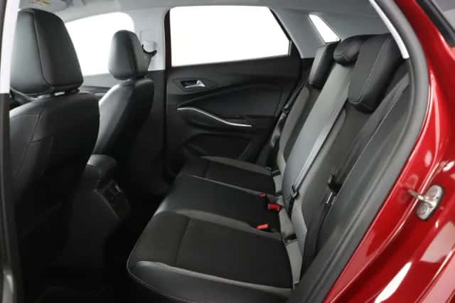 Opel Grandland (2022) thumbnail 6