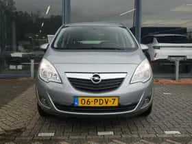 Opel Meriva (2011) thumbnail 4