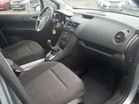 Opel Meriva (2011) thumbnail 39