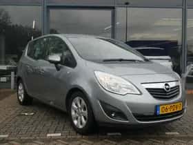 Opel Meriva (2011) thumbnail 5