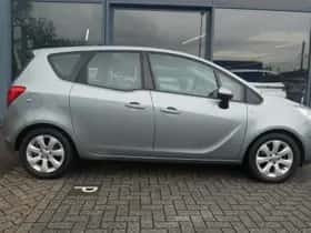 Opel Meriva (2011) thumbnail 6