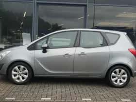 Opel Meriva (2011) thumbnail 10