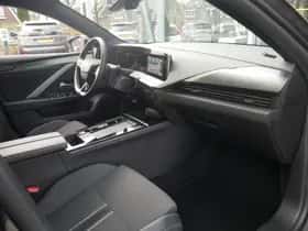 Opel Astra (2024) thumbnail 11