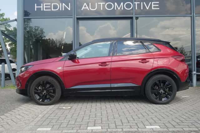 Opel Grandland (2023) thumbnail 3