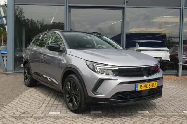 Opel Grandland (2022) thumbnail 3