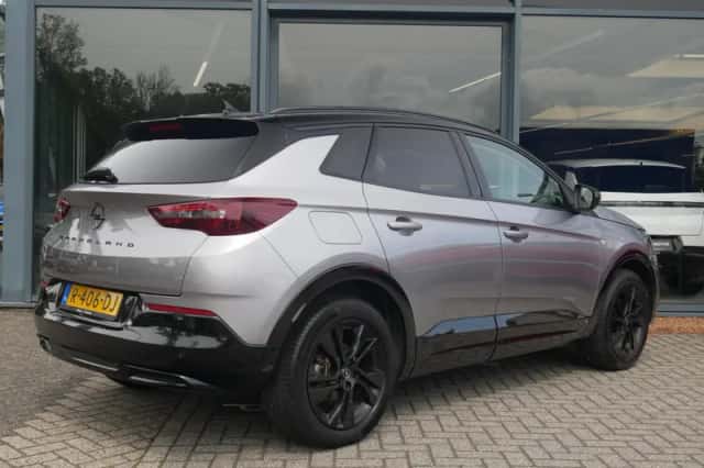 Opel Grandland (2022) thumbnail 5
