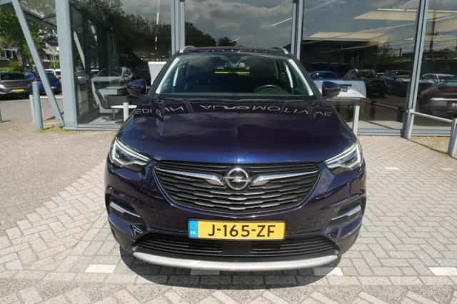 Opel Grandland X (2019) thumbnail 3