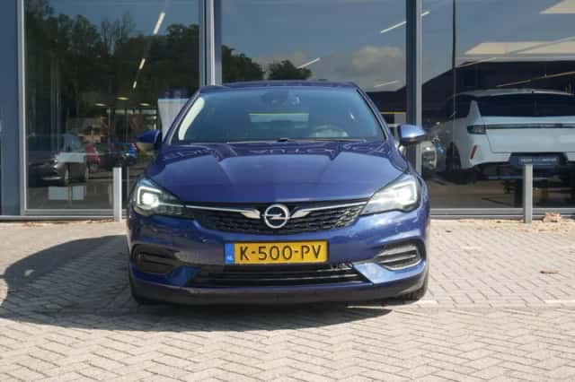 Opel Astra (2021) thumbnail 2