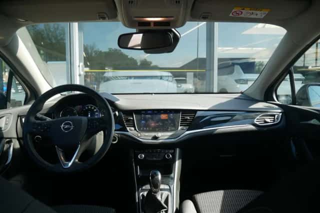 Opel Astra (2021) thumbnail 3
