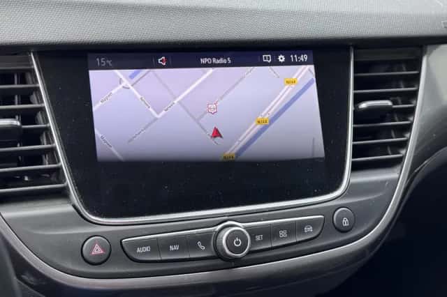 Opel Crossland X (2018) thumbnail 6