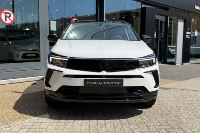 Opel Grandland (2024) thumbnail 5
