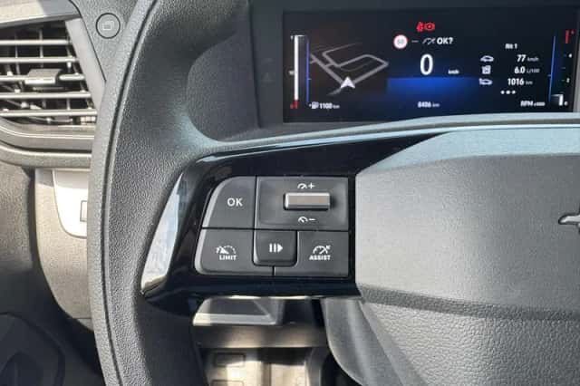 Opel Vivaro (2024) thumbnail 13