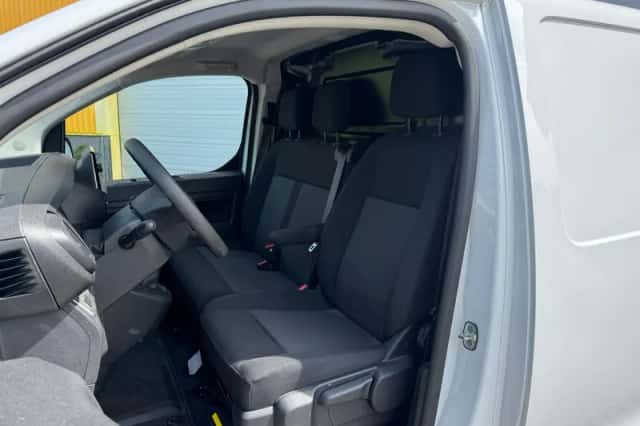 Opel Vivaro (2024) thumbnail 15