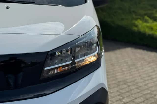 Opel Vivaro (2024) thumbnail 18
