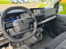 Opel Vivaro (2024) thumbnail 3