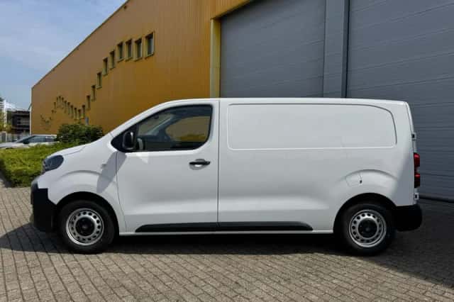 Opel Vivaro (2024) thumbnail 8