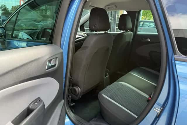 Opel Crossland X (2019) thumbnail 18
