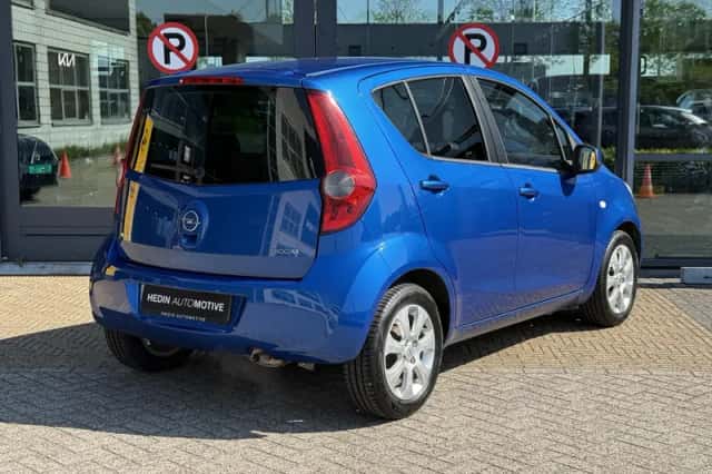 Opel Agila (2010) thumbnail 2