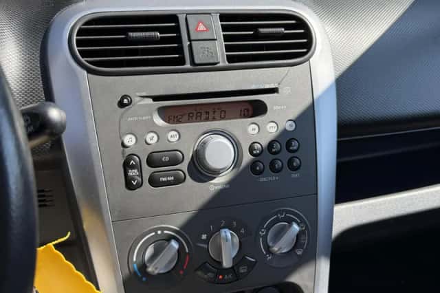 Opel Agila (2010) thumbnail 14