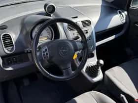Opel Agila (2010) thumbnail 4