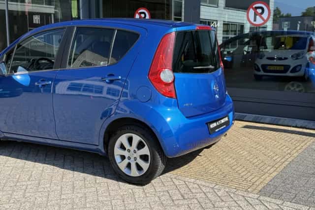 Opel Agila (2010) thumbnail 8