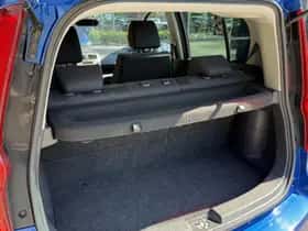 Opel Agila (2010) thumbnail 10