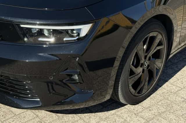 Opel Astra (2022) thumbnail 4